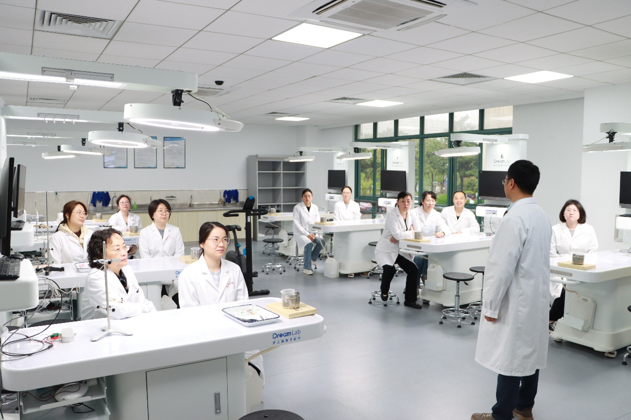 基础医学国家级实验教学示范中心举办实验操作技能培训